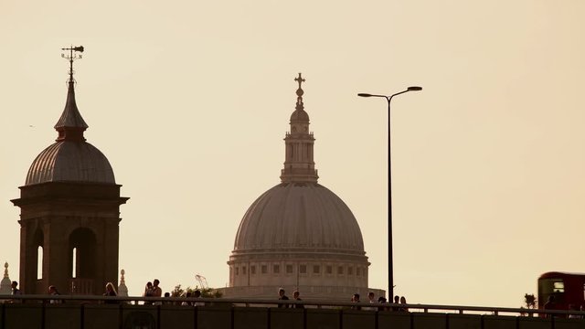 UK, England, London, River Thames, London Bridge and St Paul's Cathedral, Commuters