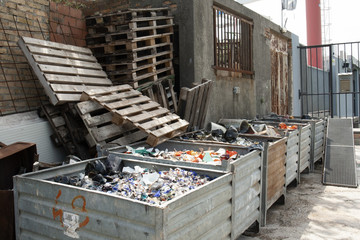 vetri ceramiche colori pezzi retro fabbrica