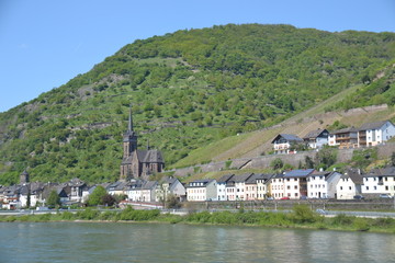 Fototapeta na wymiar castle stahleck and Bacharach Germany on the Rhine River