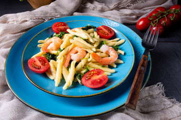 strozzapreti pasta with spinach and shrimp