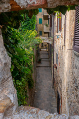 Fototapeta na wymiar Scorci del piccolo borgo di Capalbio, Toscana, Italia