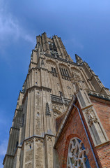 Turm der historischen großen Kirche in Arnheim
