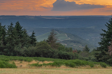 Abendblick in ein Tal, Evening view in a valley
