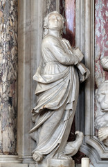 Obraz premium Saint John the Evangelist statue on the altar of Saint Jerome in the Saint John the Baptist church in Zagreb, Croatia