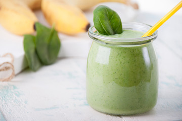Spinach smoothie with banana and yogurt