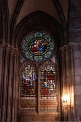 Fototapeta na wymiar vitraux de la Cathédrale Notre-Dame-de-l'Assomption-2