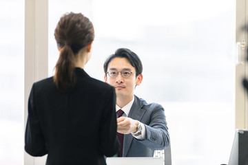 ビジネスシーン