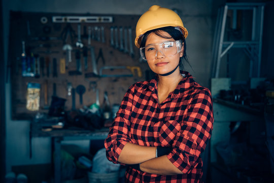 26,846 BEST Asian Construction Woman IMAGES, STOCK PHOTOS & VECTORS | Adobe Stock