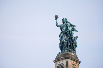 Fototapeta premium Niederwalddenkmal in Rudesheim am Rhein.