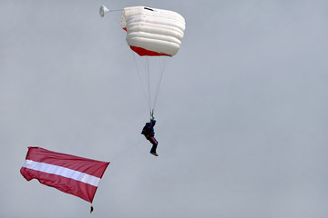 Parachutist