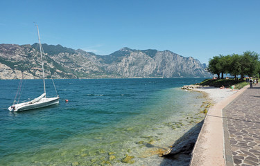 Malcesine &ndash; malerische Gemeinde am Ostufer des Gardasees 