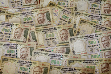 A collection of 500 rupee banknotes