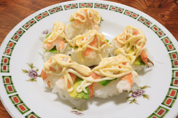 エビアボカド　寿司