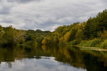 Fototapeta na wymiar landscape with river and trees in autumn