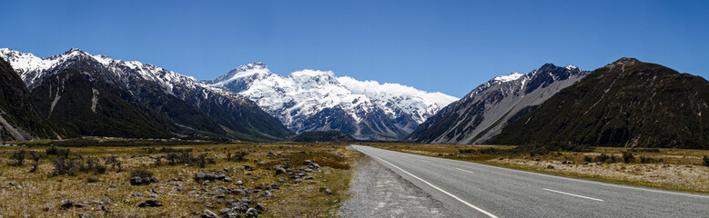 The Road to Aoraki