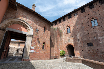 Sant Angelo Lodigiano: the medieval castle