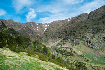 Fototapeta na wymiar Beautiful landscape mountains in summer at Parc Natural del Comapedrosa, Andorra