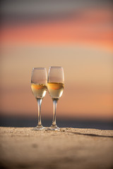 夕焼けとワイングラス