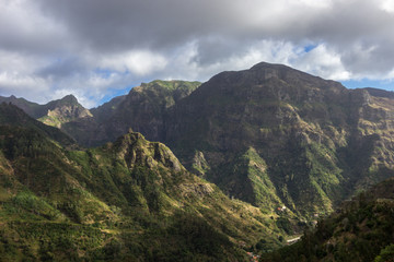 Obraz na płótnie Canvas Views from Miradouro da Encumeada in Madeira (Portugal)