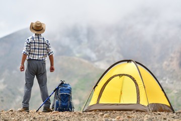 夏山・登山のハイカー