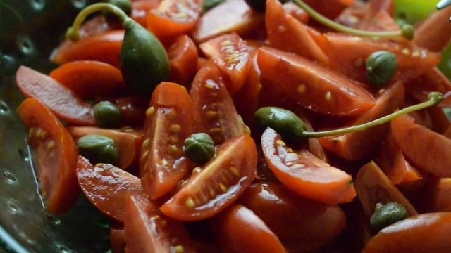 Insalata di pomodori con cucunci ft8112_0237