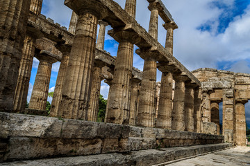 Tempel in Paestum, Salerno, Italien © Frozen Action