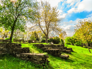 Obraz premium Tsarevets Fortress, ancient fortress on hill top. Capital of the Second Bulgarian Kingdom. Veliko Tarnovo, Bulgaria