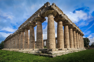 Tempel in Paestum, Salerno, Italien © Frozen Action