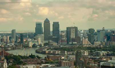 Fototapeta na wymiar Distant view of Canary Wharf in London