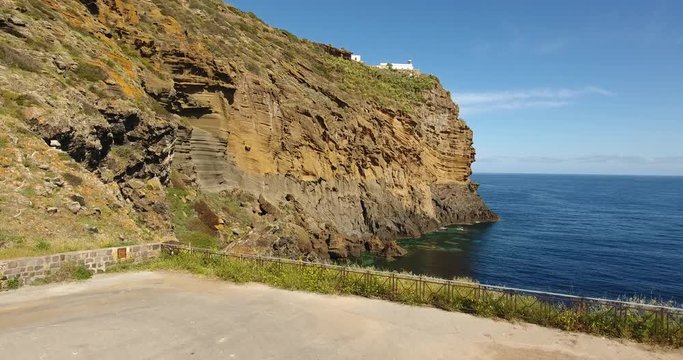 Omo Morto Ustica