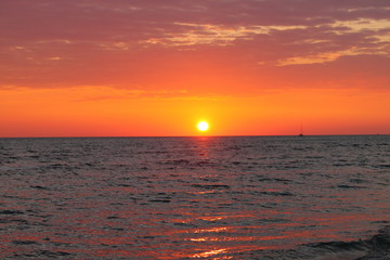 Fototapeta premium Sunset on the sea