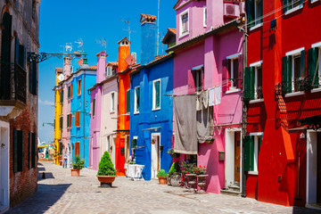 Fototapeta na wymiar Colorful vibrant houses in Burano Italy