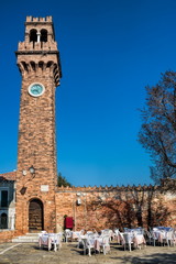 Obraz premium uralter uhrturm in murano, italien