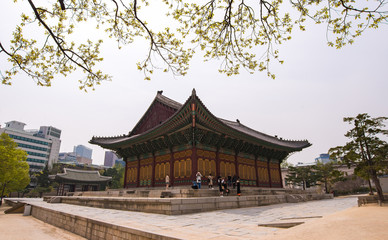 Tourists at the Deoksugung Palace at Seoul city, South Korea.