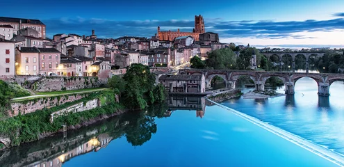 Papier Peint photo Lavable Nice Cityscape of Albi at night in France