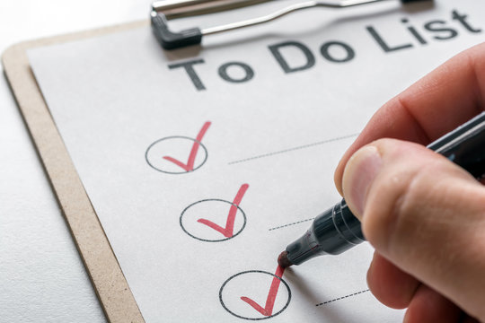 To Do Liste wird nach Erledigung einer Aufgabe abgehakt