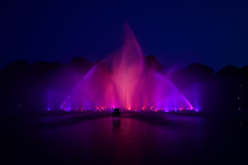 Choreographed colored water light games in Hamburg - In the Park Planten un Blomen