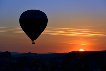 hot air balloon flight at dawn