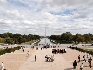 Obraz premium Washington monument, view from Lincoln memorial with reflecting pool