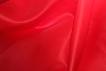 赤いサテンの布