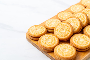 cookies with butter cream