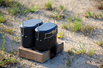 Cooking in the messtin outdoor