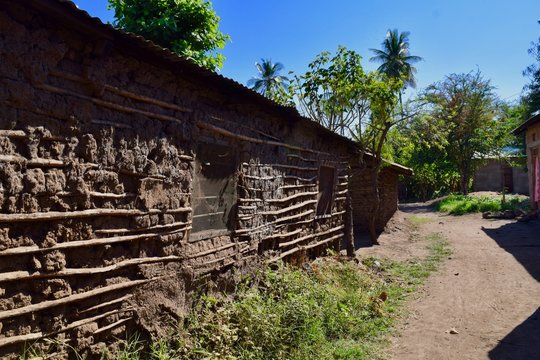 Stick and mud houses, Mto Wa Mbu