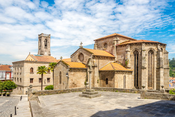 Fototapeta na wymiar View at the Church of San Francis in Betanzos - Spain