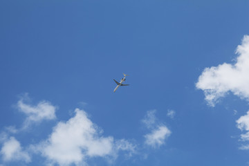 Fototapeta na wymiar Big plane in the sky.