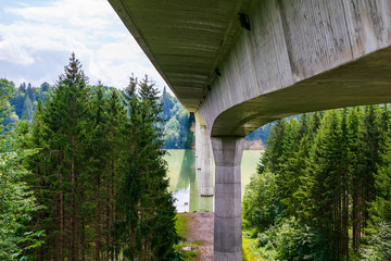 Die lange Brücke über den Lech