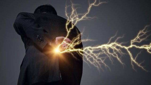 腰痛の男性