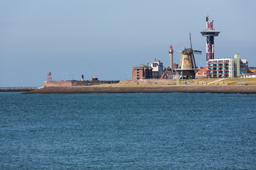 Obraz premium Seascape harbor Dutch city Vlissingen at Westerschelde