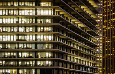 Obraz premium Evening view of Office Building