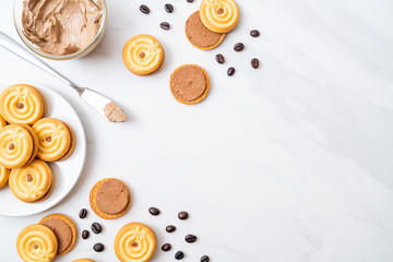 cookies with coffee cream